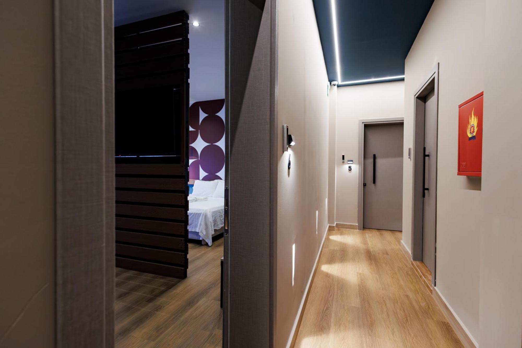 K2 Suites Kalamáta Buitenkant foto