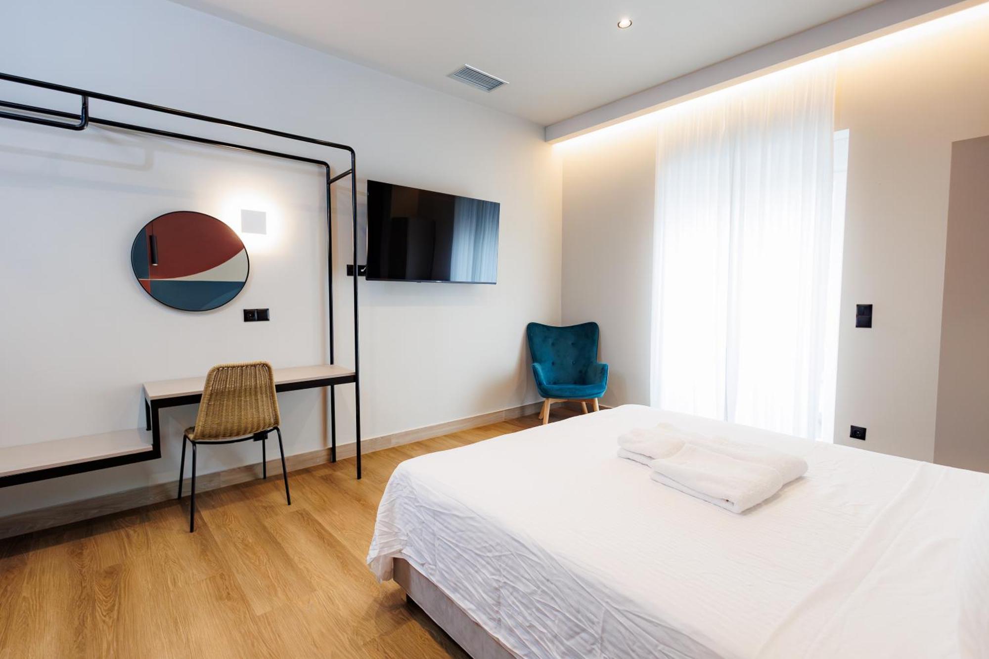 K2 Suites Kalamáta Buitenkant foto