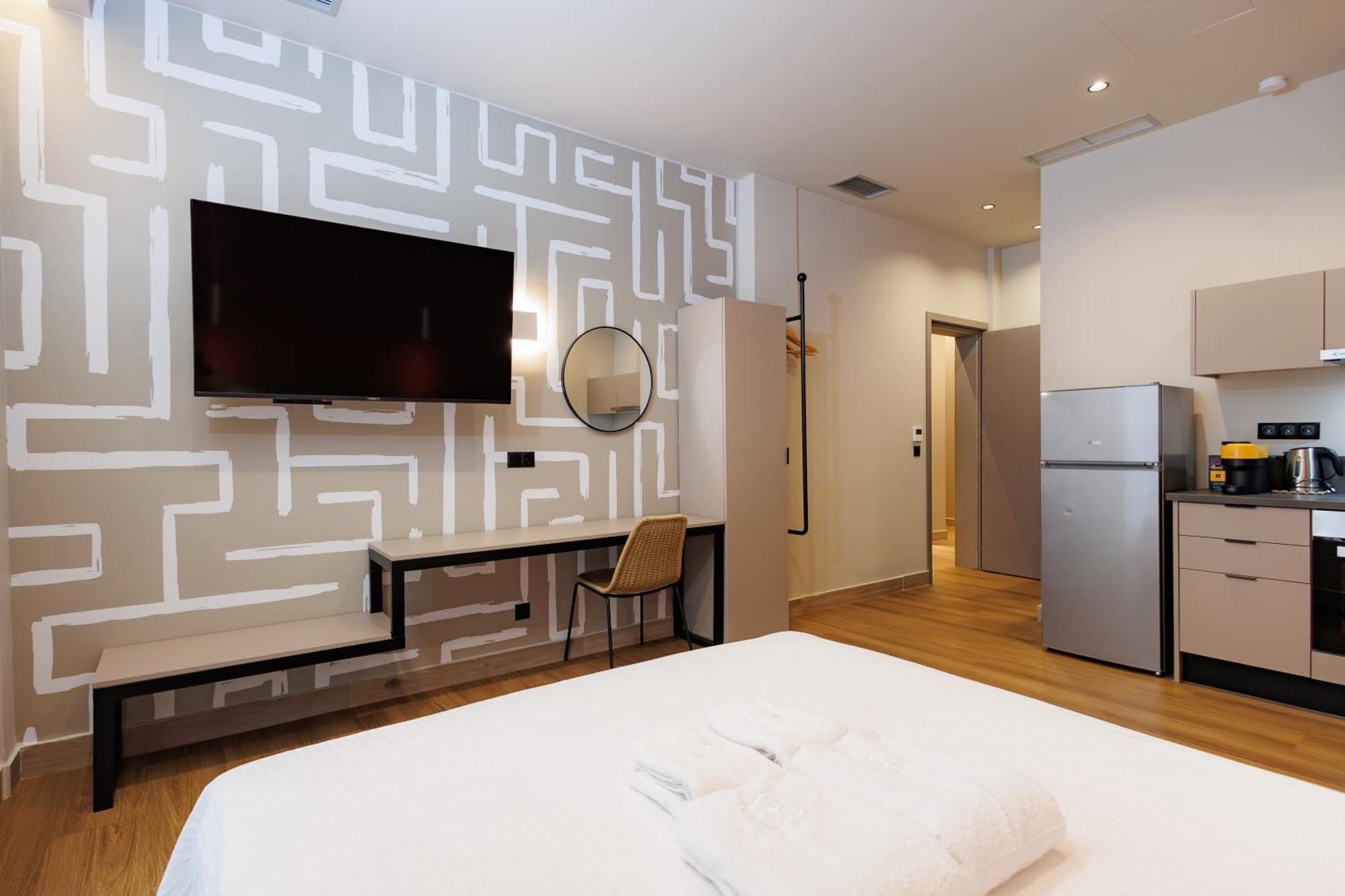 K2 Suites Kalamáta Buitenkant foto