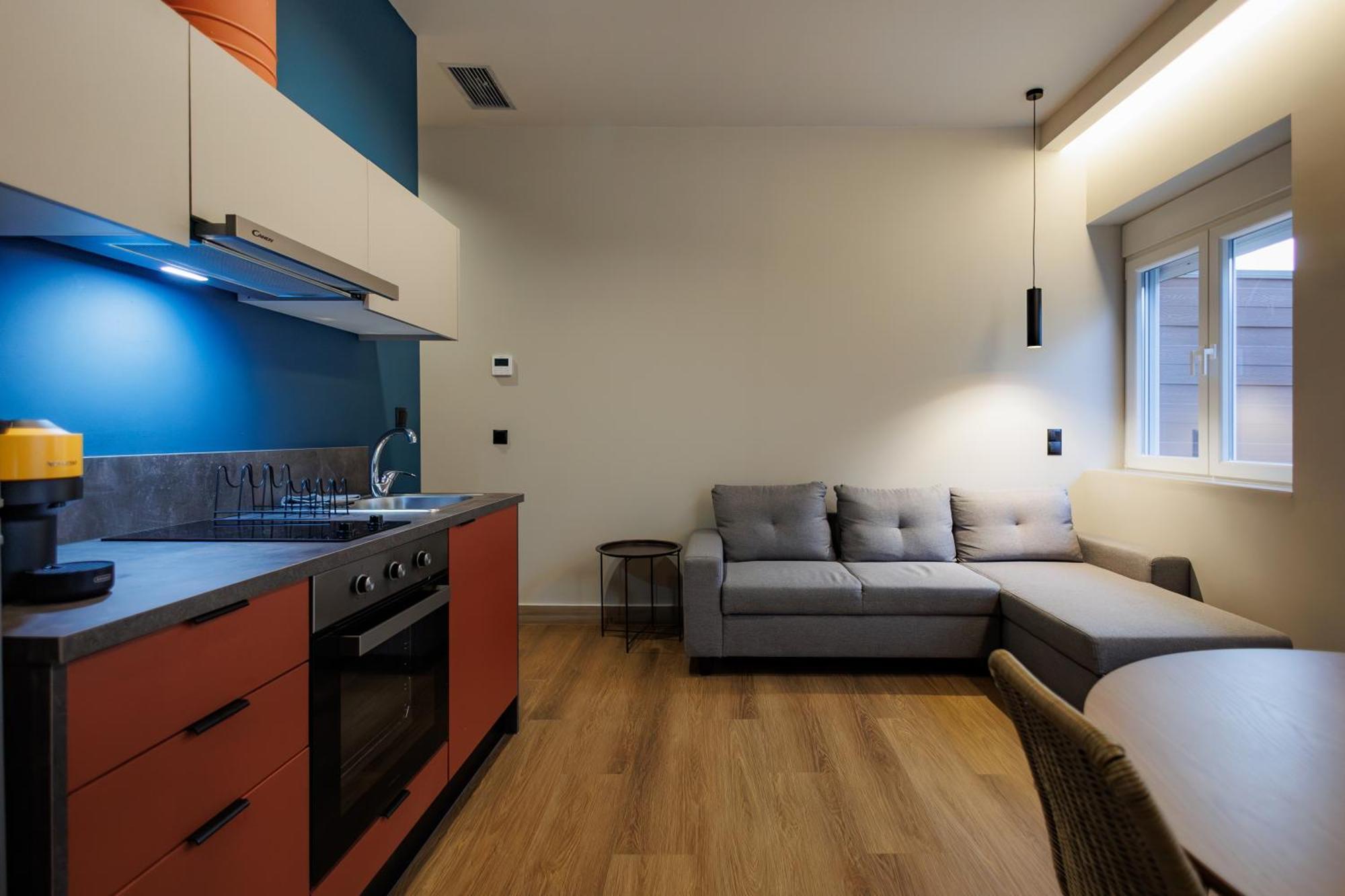 K2 Suites Kalamáta Buitenkant foto
