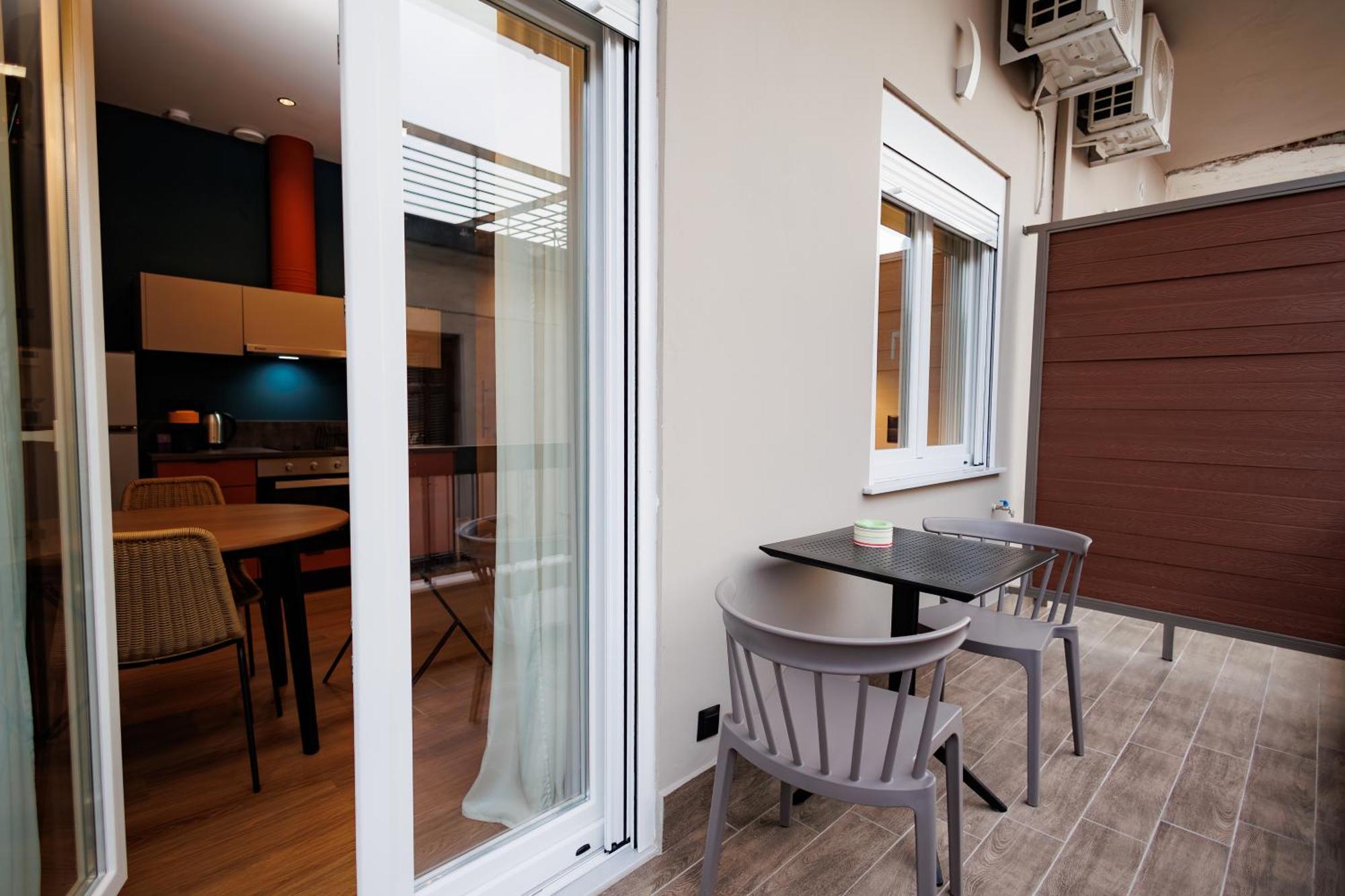 K2 Suites Kalamáta Buitenkant foto